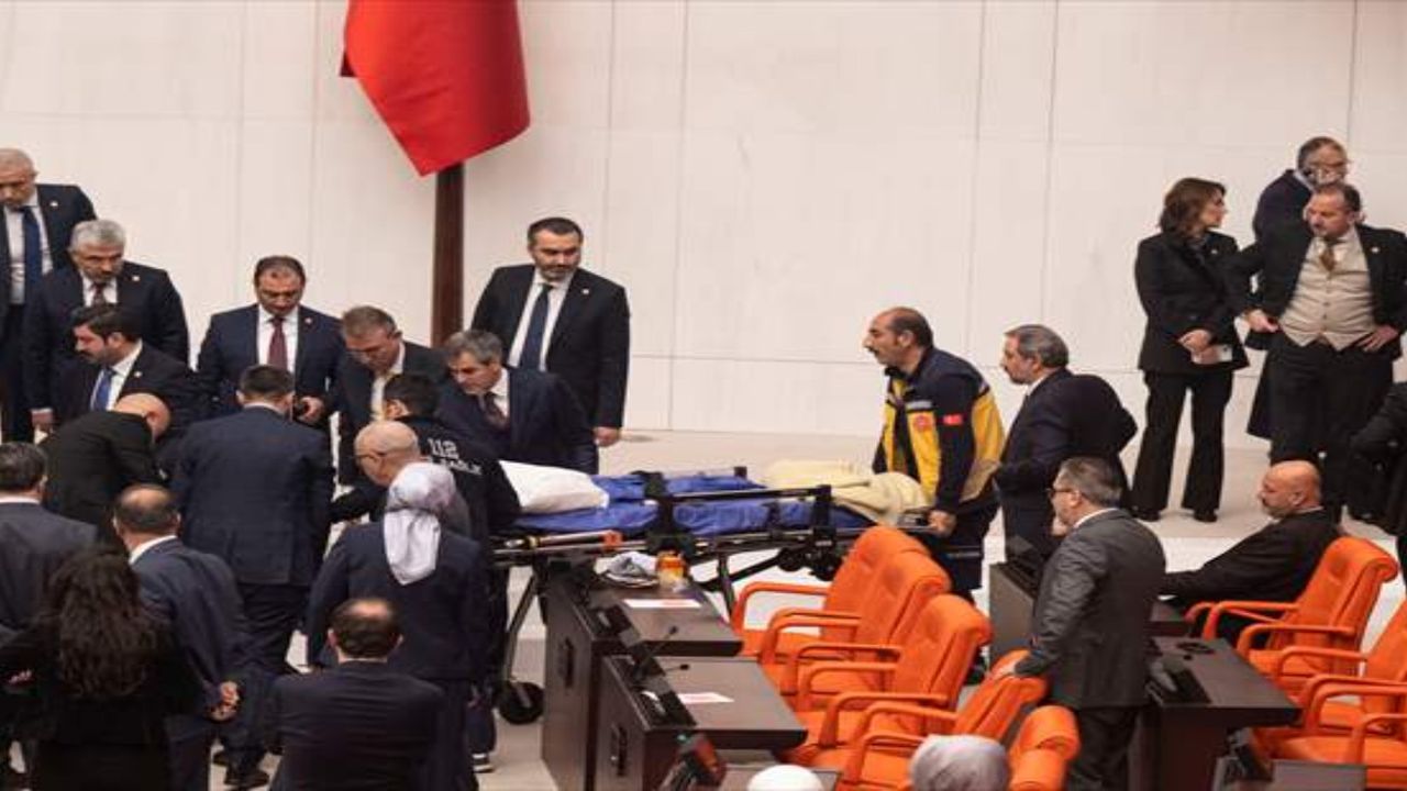 Meclis’te kalp krizi geçiren Milletvekili Hasan Bitmez’in yoğun bakımda tedavisi sürüyor