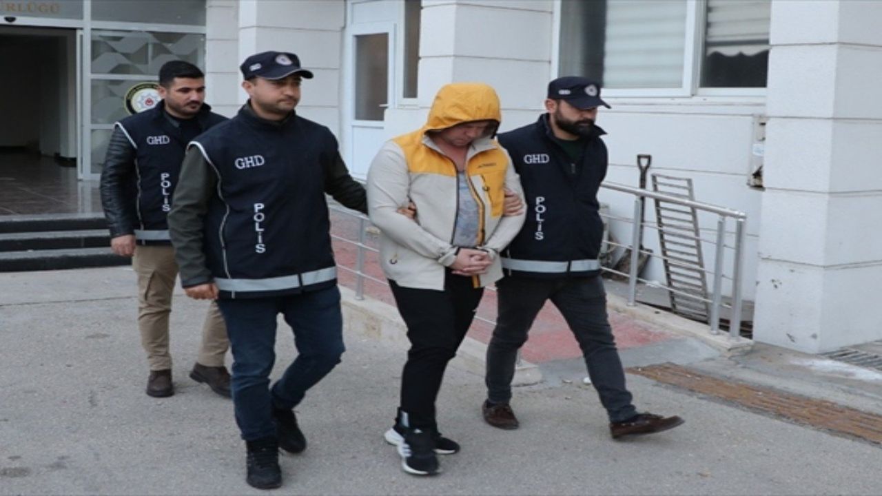 Mersin’de Interpol operasyonu: Difüzyon mesajı" ile aranan Rus şüpheli Mersin'de yakalandı