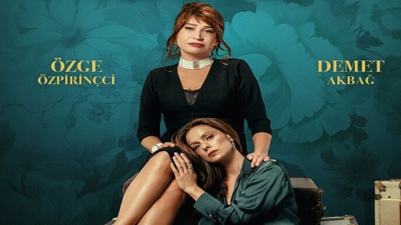 Sandık Kokusu Karsu kimdir? Oyuncuları arasında yer alan Özge Özpirinçci oynadığı diziler hangileridir?