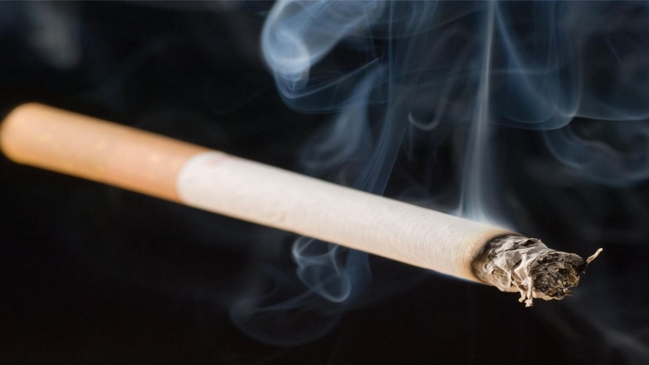Sigara tiryakilerine Kasım ayında ikinci şok! 5 TL'lik zam daha geldi: En ucuz sigara cep yakıyor