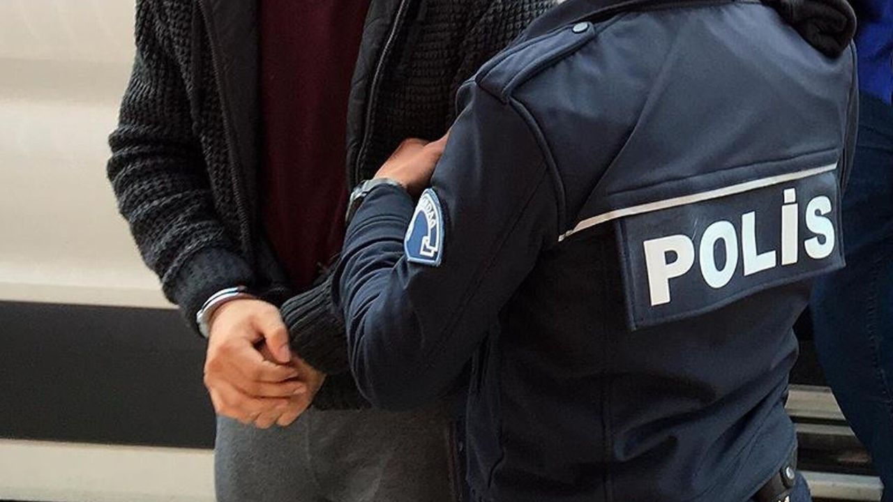 Sosyal medyada Türk ordusuna hakaret eden şahsa gözaltı
