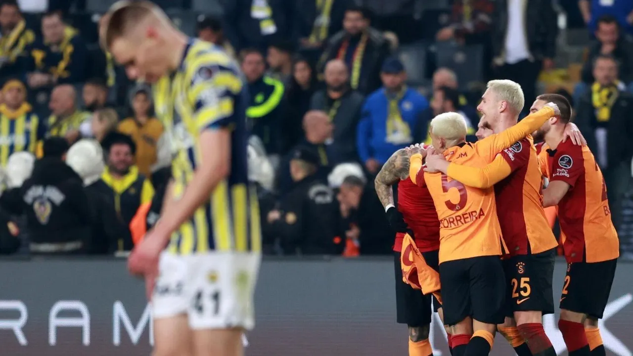 Süper Kupa Finali Ertelendi mi?: Galatasaray-Fenerbahçe Süper Kupa Maçı Ne Zaman, Hangi Kanalda?