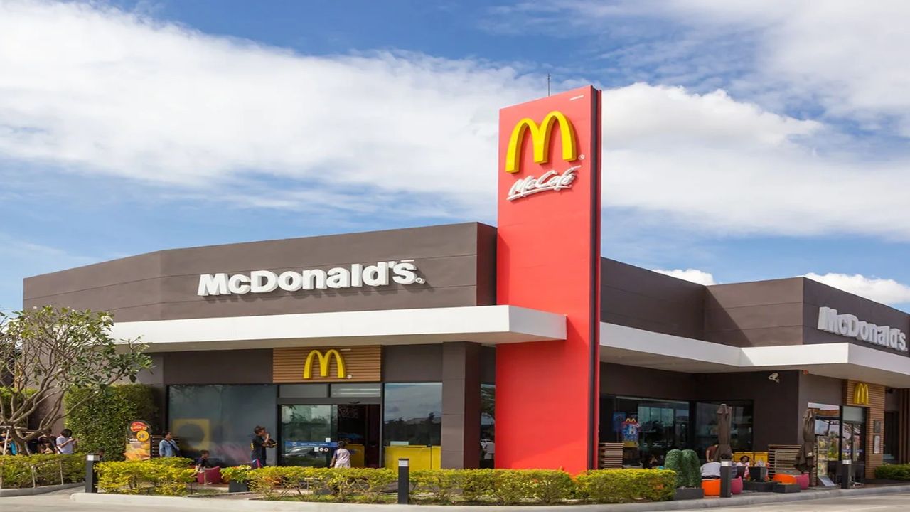 Yapay zekâ şimdi de McDonald’a el attı! McDonald’da yapay zekâ devri başlıyor! 