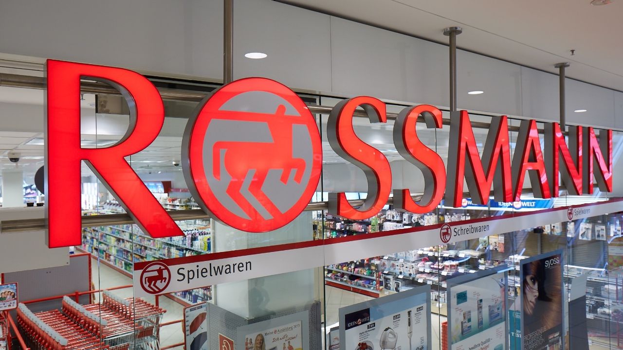 Yeni yıl fırsatlarını kaçırmak istemeyenler Rossmann'a koşsun! Yüzde 60’a varan indirim 31 Aralık’a kadar devam edecek