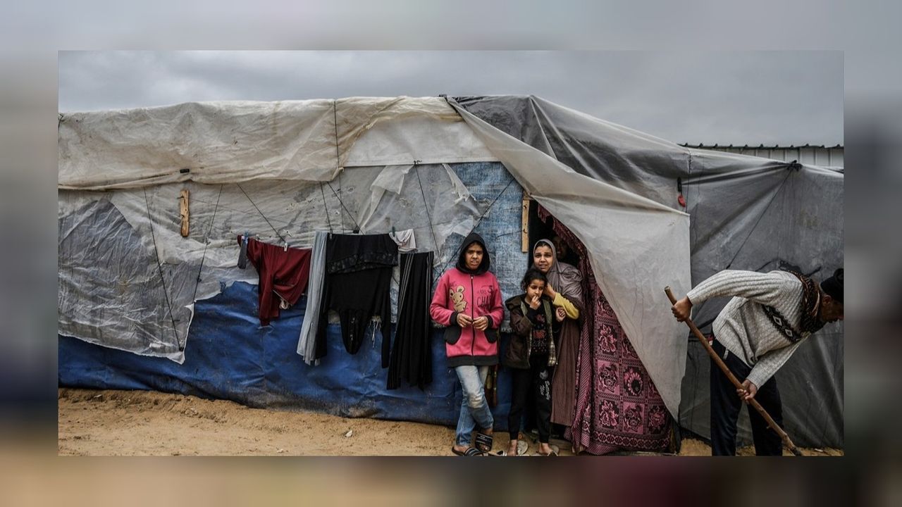 112 gündür savaşın devam ettiği Filistin'de halk açlık ve soğukla karşı karşıya! 