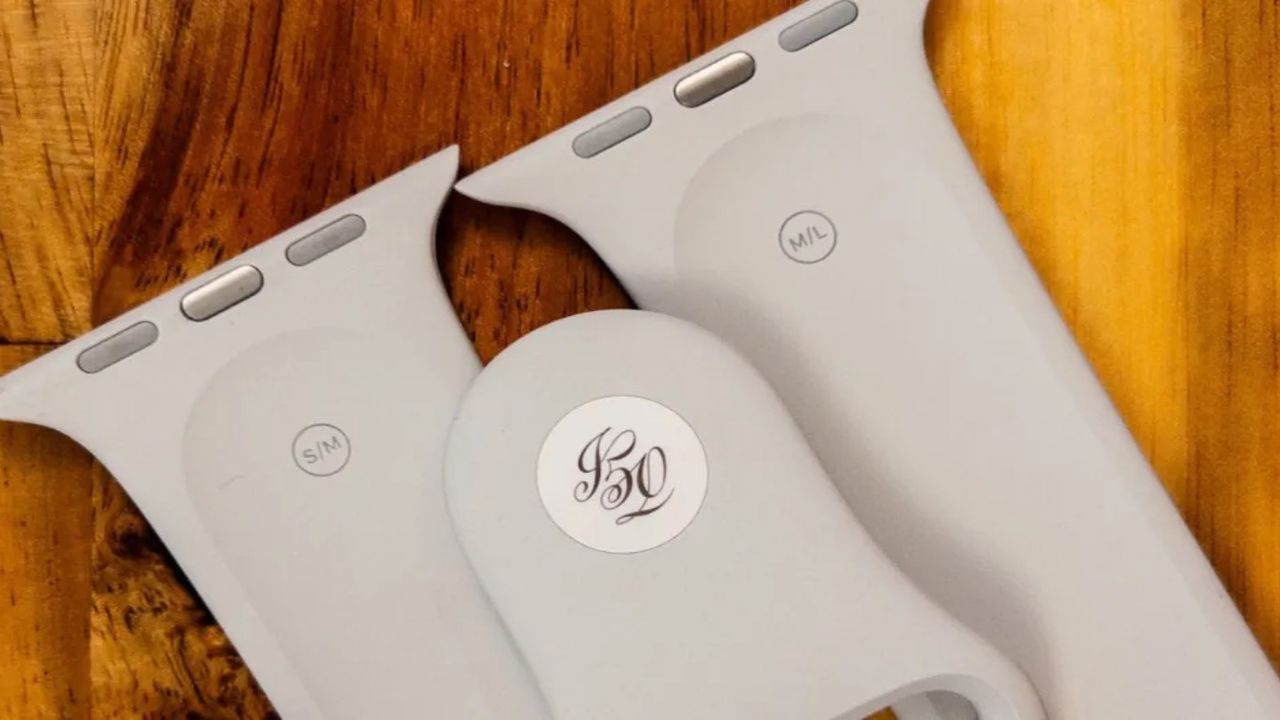 Apple koleksiyoncusu dünyanın en nadir Apple Watch kordonunu sergiliyor!