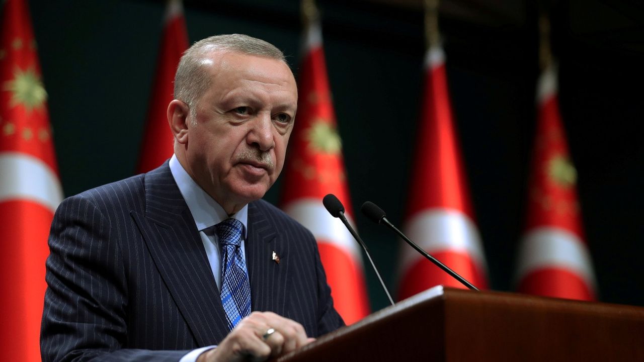 Cumhurbaşkanı Erdoğan AK Parti seçim beyannamesini açıklamaya başladı! 