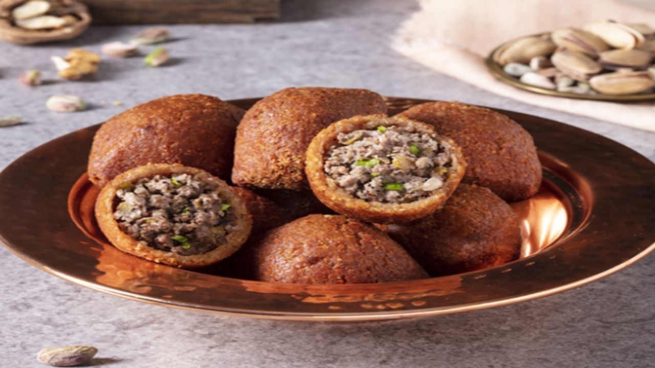 İçli köftenizi her yiyen lezzetinden baygınlık geçirecek! Gaziantep usulü içli köfte tarifi