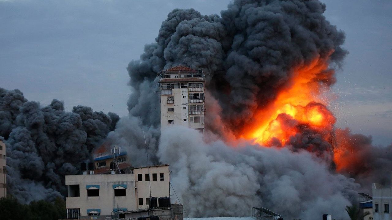 İsrail Han Yunus'ta hastane çevresi bombalandı! Çok sayıda ölü ve yaralı var