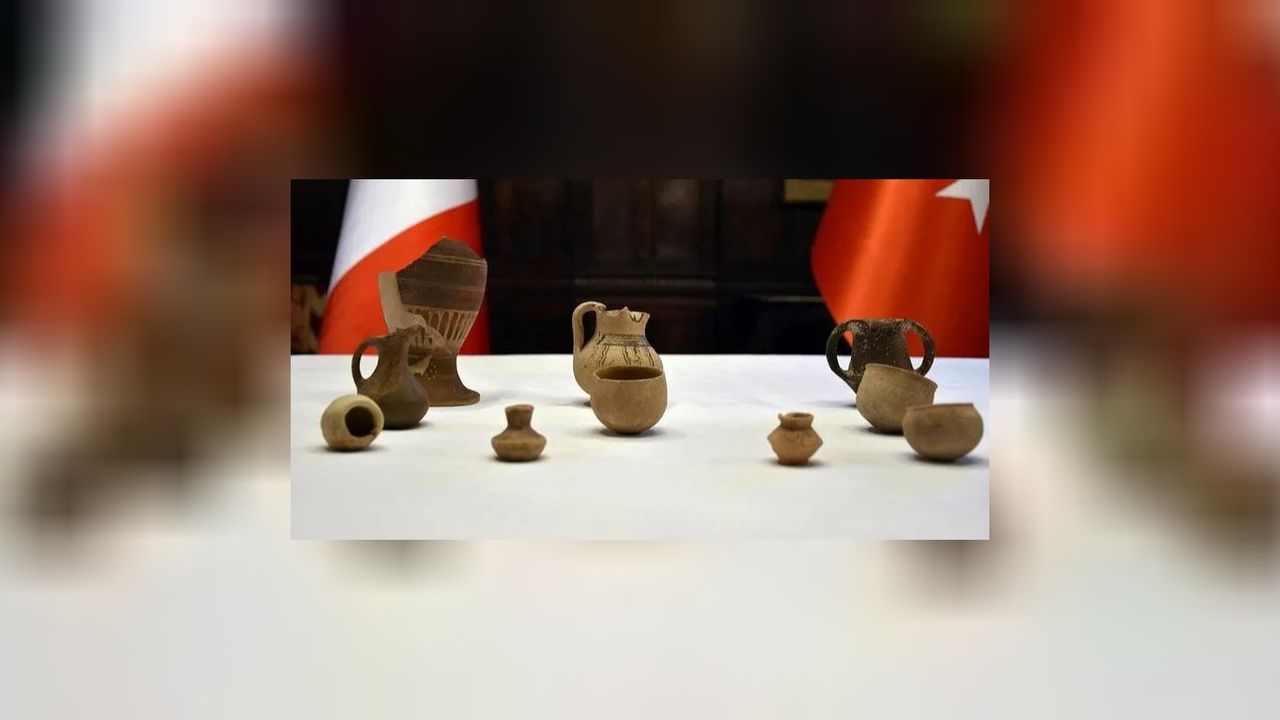 İtalya’da bulunan bazı eserler iade edildi