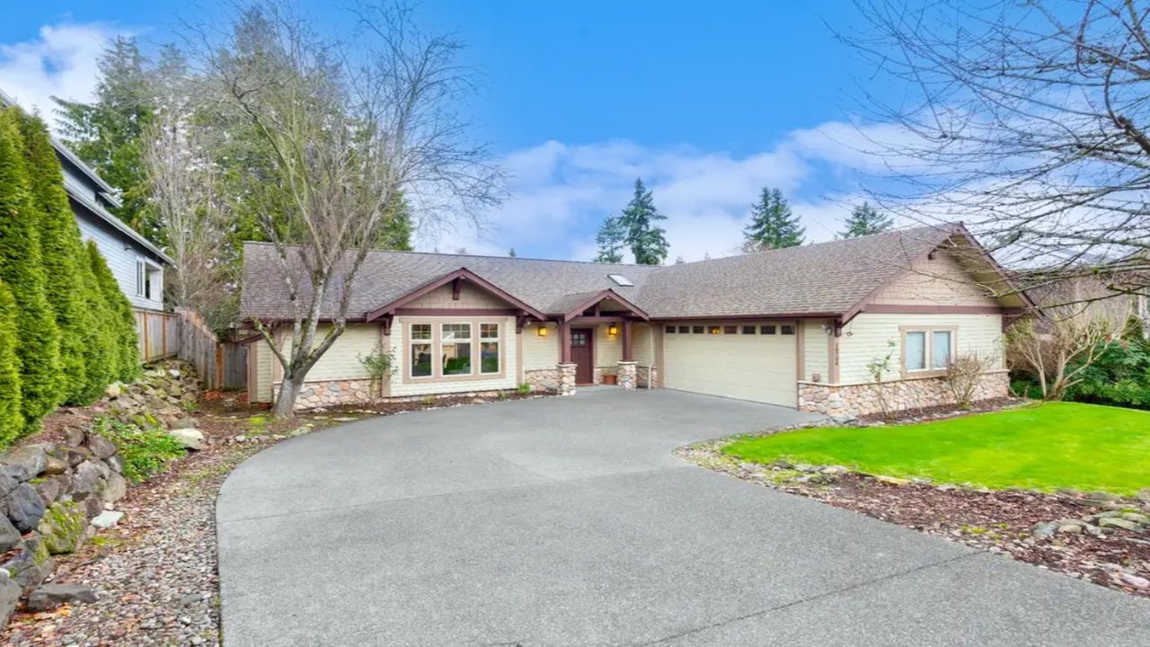 Jeff Bezos'un Amazon'u kurduğu ev 2,3 milyon dolara satışa çıktı! 