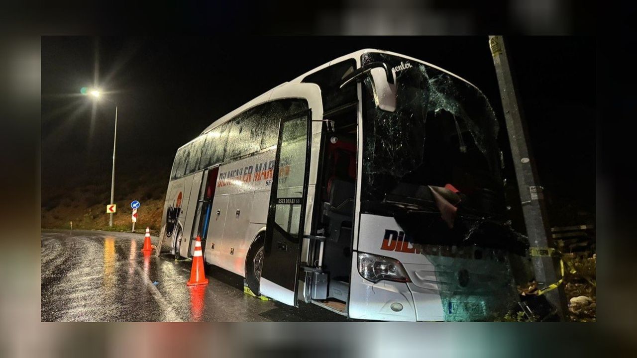 Mersin'de otobüs devrildi: 9 ölü, 30 yaralı var!