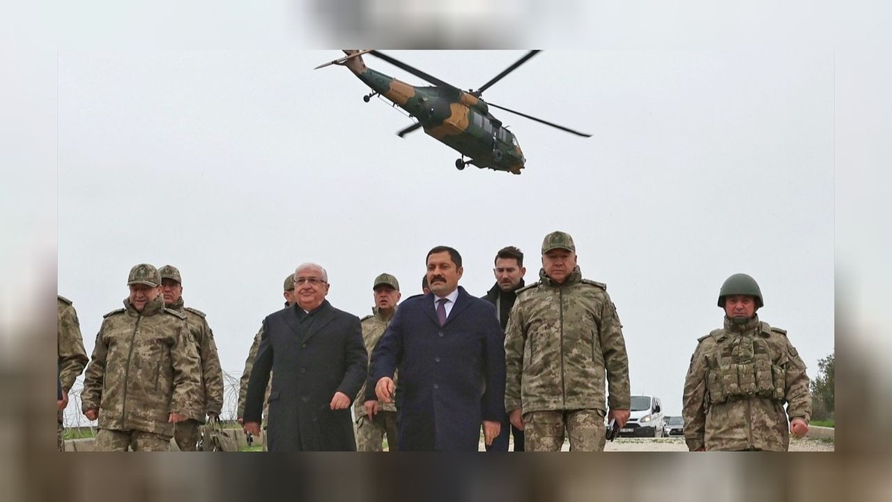 Milli Savunma Bakanı Güler Hatay'da hudut karakolunda! 