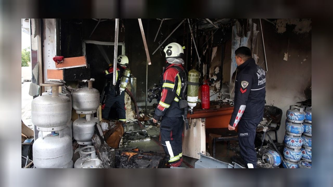Tüp bayisinde çıkan yangın sonucu patlama meydana geldi! 