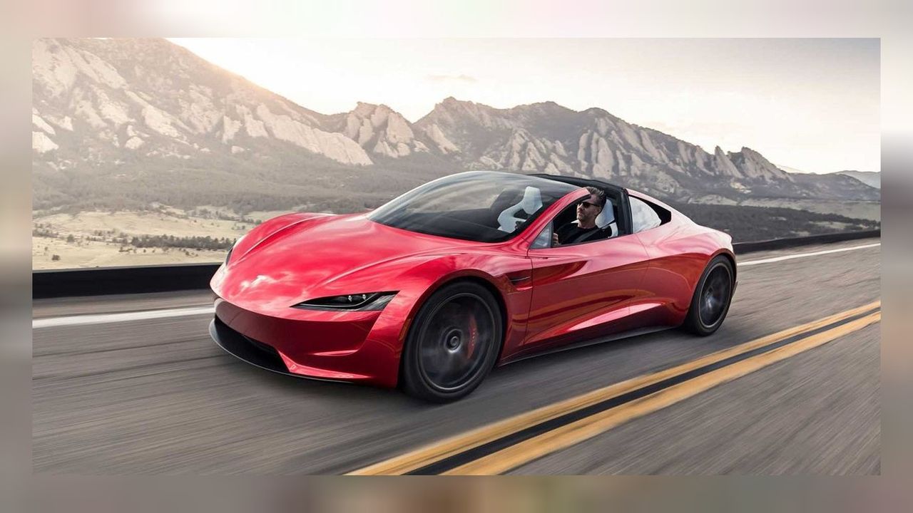 100 kilometreye 1.9 saniyede çıkıyor! Yeni Tesla Roadster tanıtıldı! 
