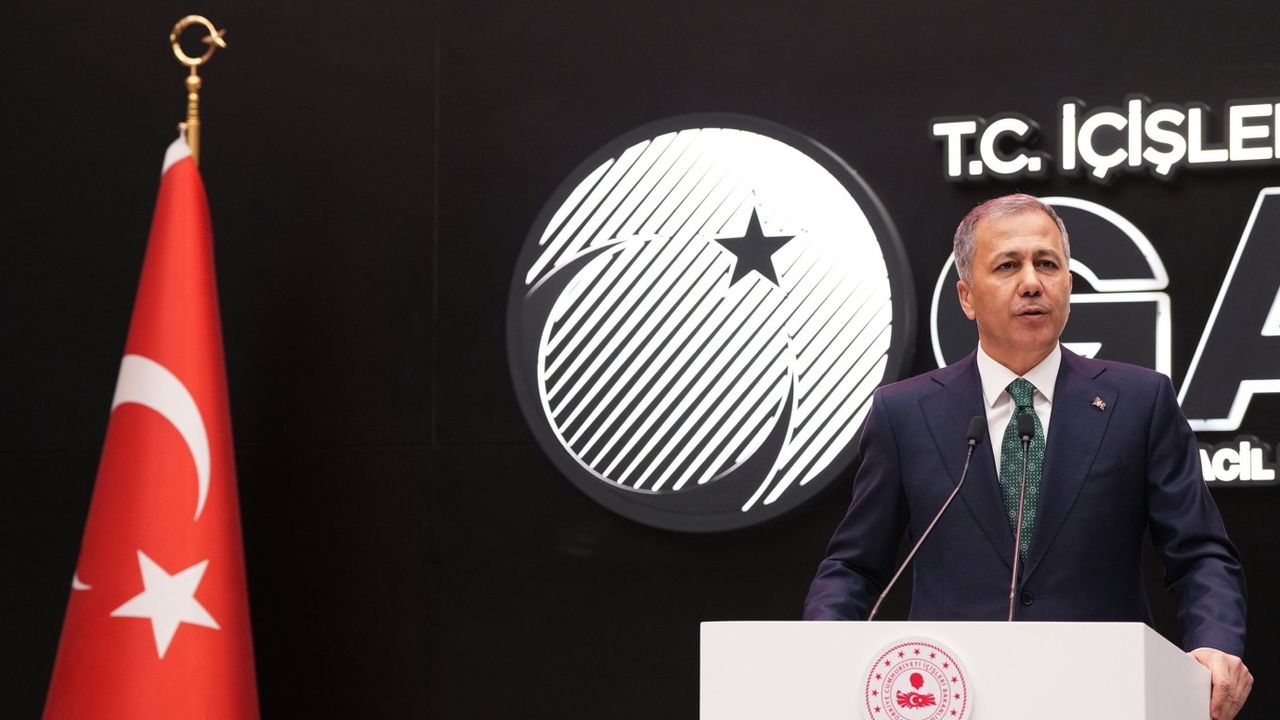 Ali Yerlikaya 46 ilde Narkoçelik-2 operasyonu yapıldığını duyurdu! 