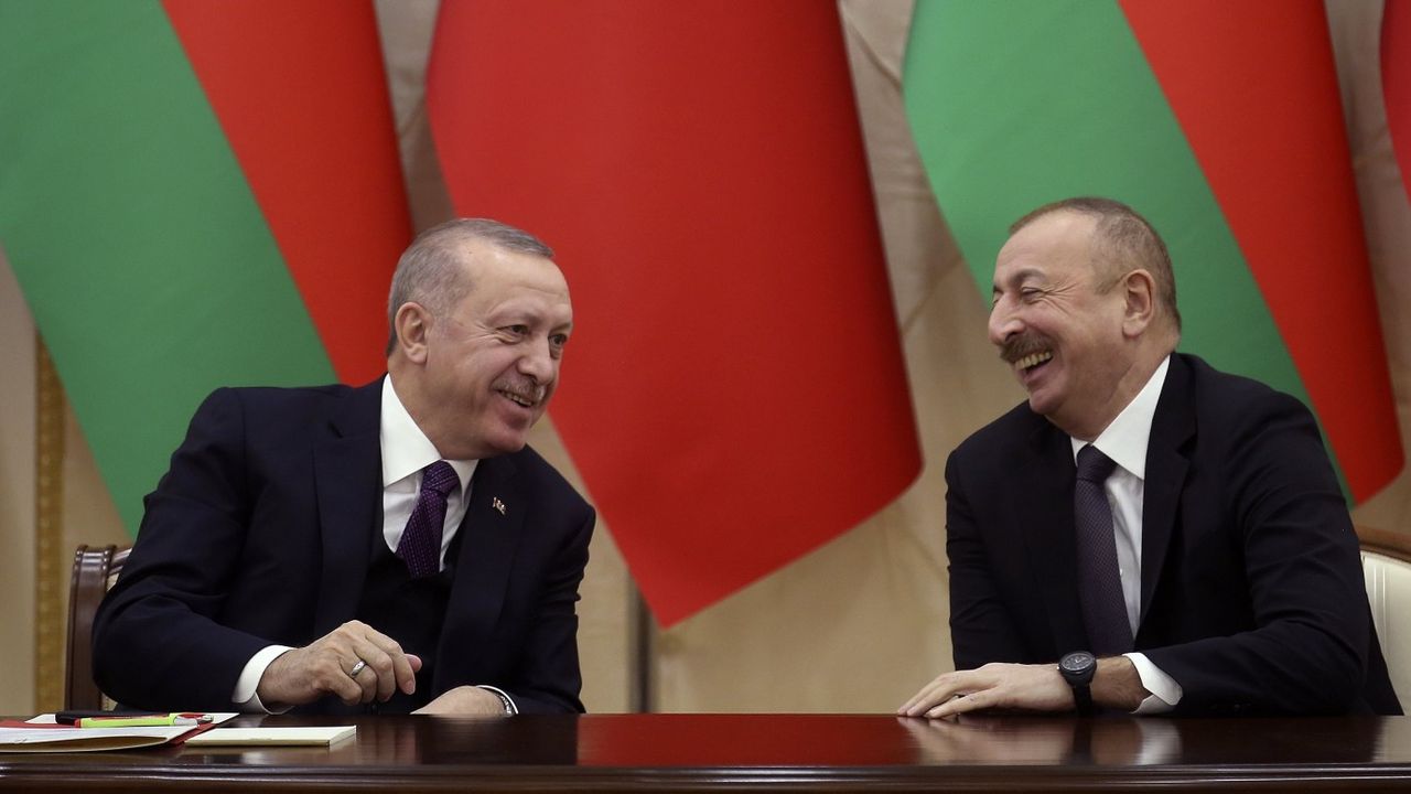 Azerbaycan Cumhurbaşkanı Aliyev, Recep Tayyip Erdoğan'ın doğum gününü kutladı