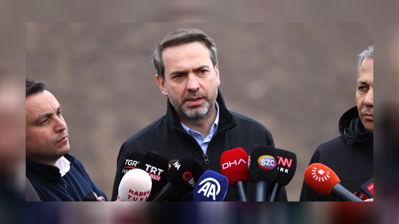 Bakan Bayraktar'dan maden ocağındaki toprak kaymasına ilişkin yeni açıklama! 