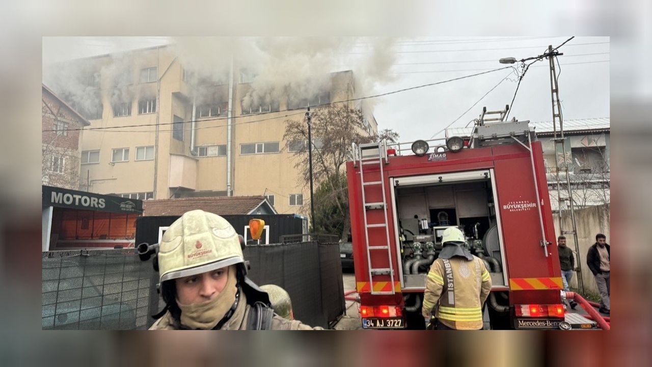 Beykoz'da kibrit fabrikasında yangın! 