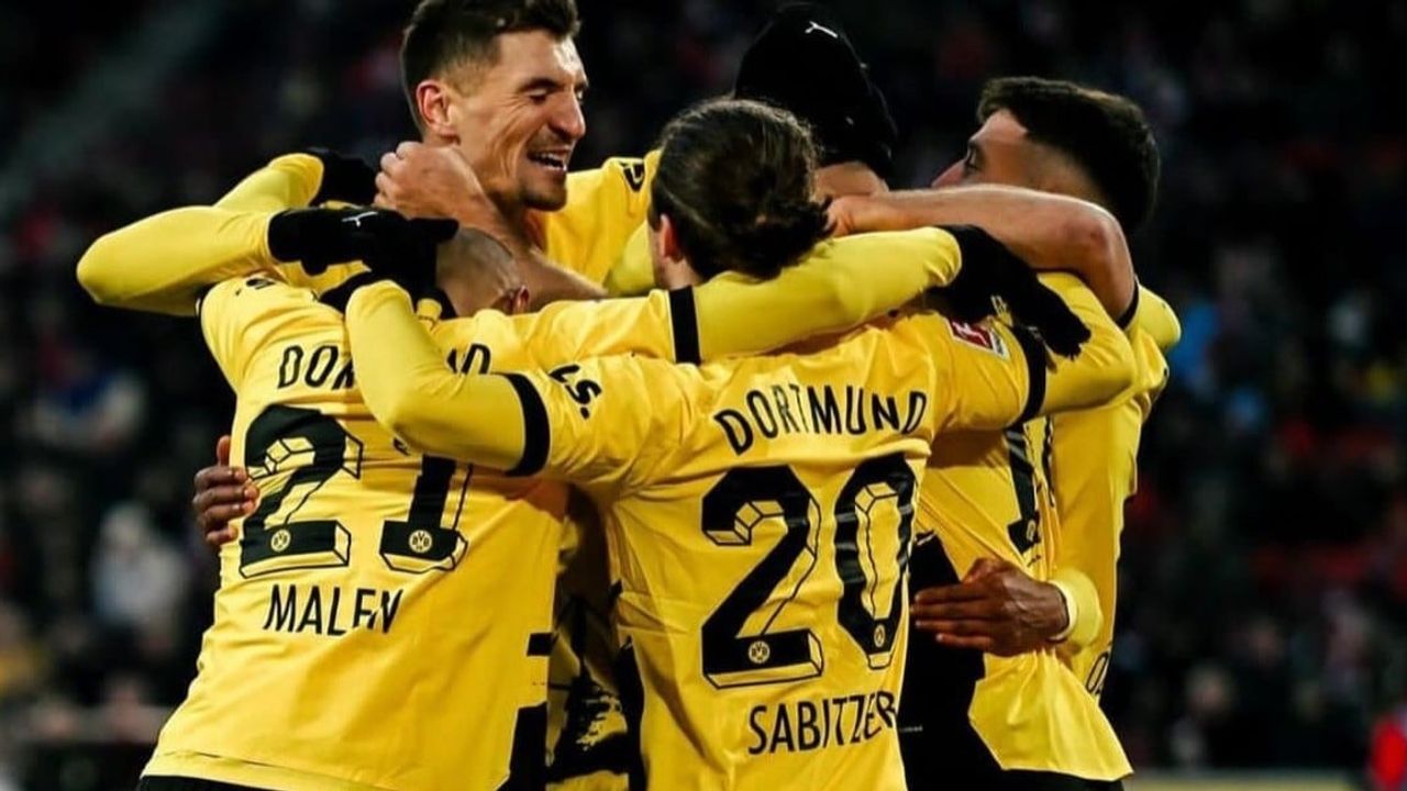 Borussia Dortmund'ın yıldızı imza için Türkiye'ye geliyor