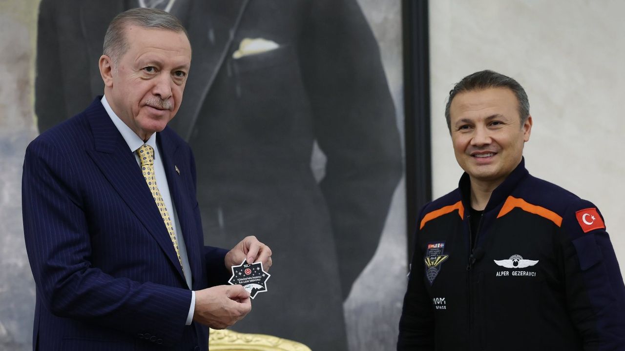 CB Erdoğan Gezeravcı'ya sordu: 'Benimle konuştuktan sonra nasıl yukarıya gittin?'