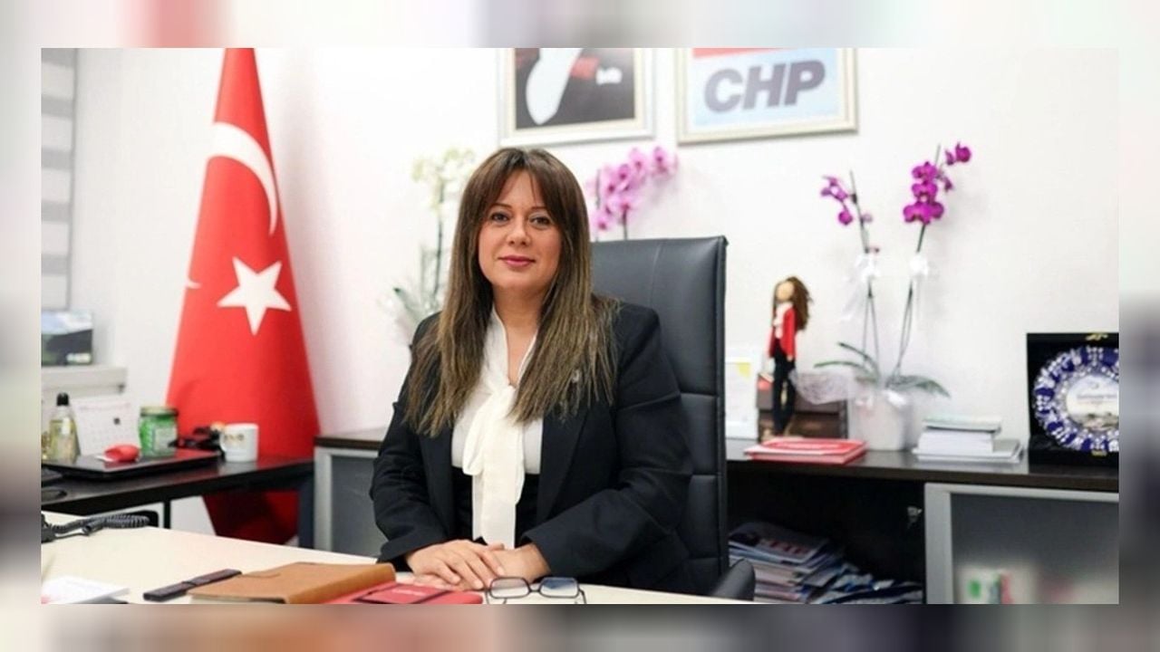 CHP'de istifa eden Koza Yardımcı kimdir? Koza Yardımcı neden istifa etti?