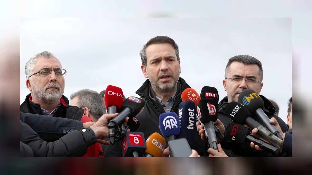 Enerji ve Tabii Kaynaklar Bakanı maden ocağında açıklama yaptı! 