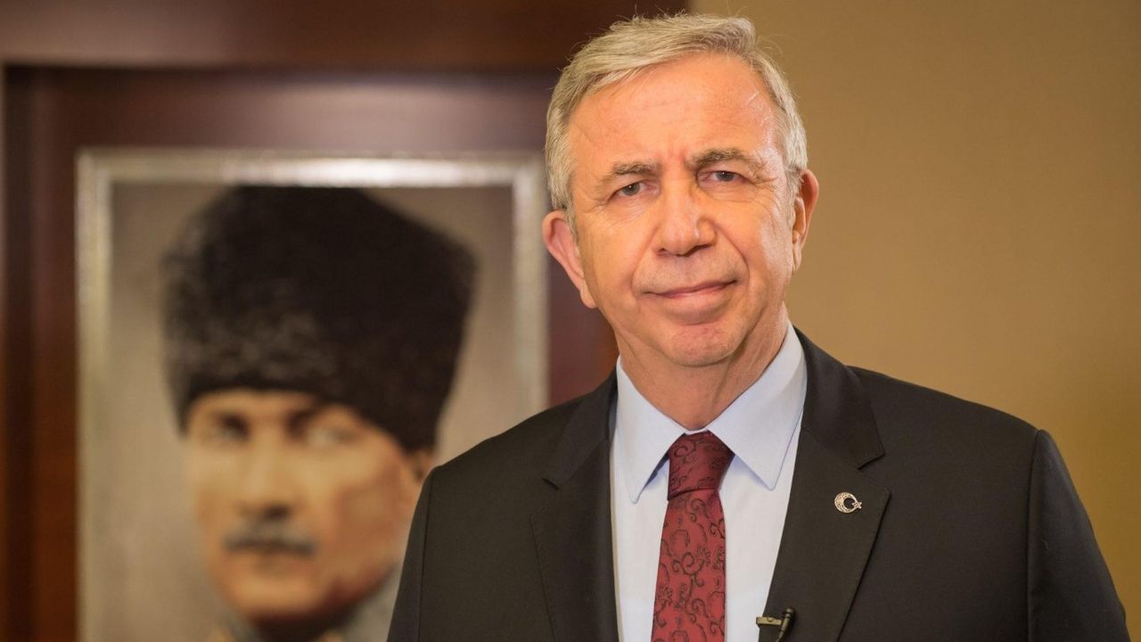 Gelecek Partisi üyeleri Mansur Yavaş'a destek için istifasını duyurdu! 