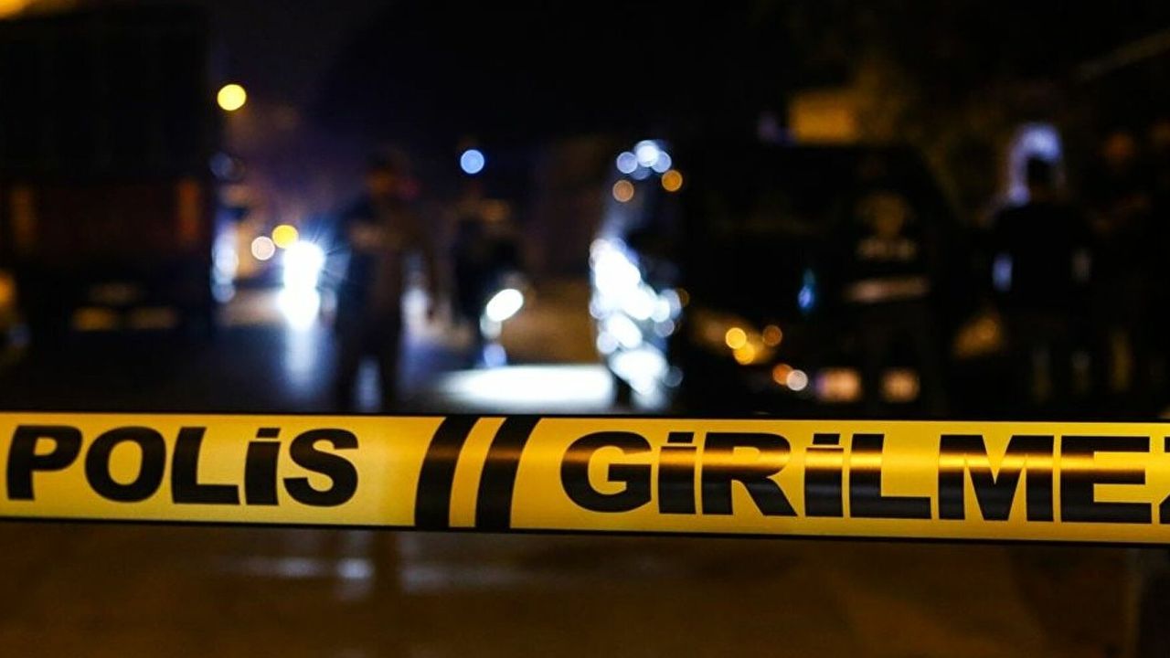 İmam nikahlı eşini ve iki kızını öldürdü! 