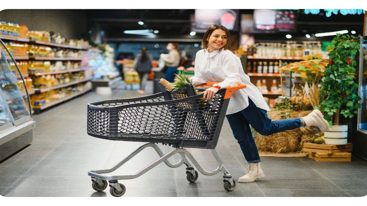 Kağıt havludan ayçiçek yağına hangi ürüne el atsanız indirimde! Hakmar Express 16 22 Şubat aktüel kataloğu