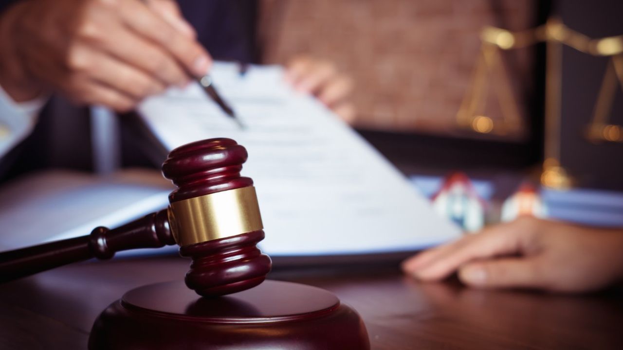 Kaya mezarında kaçak kazı yapan 3 şüpheli yakalandı! 