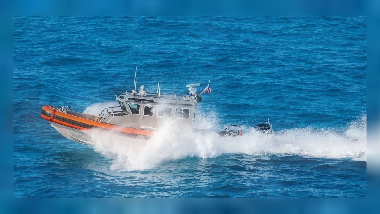 Marmara Denizi'nde can pazarı: Batan kargo gemisinden geriye sadece boş can salı bulundu! 
