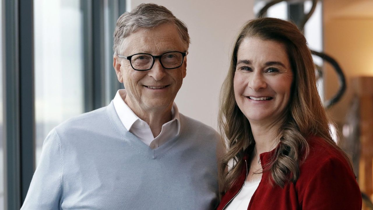 Microsoft'un sahibi Bill Gates portföyünde tuttuğu 10 hisseyi açıkladı! 