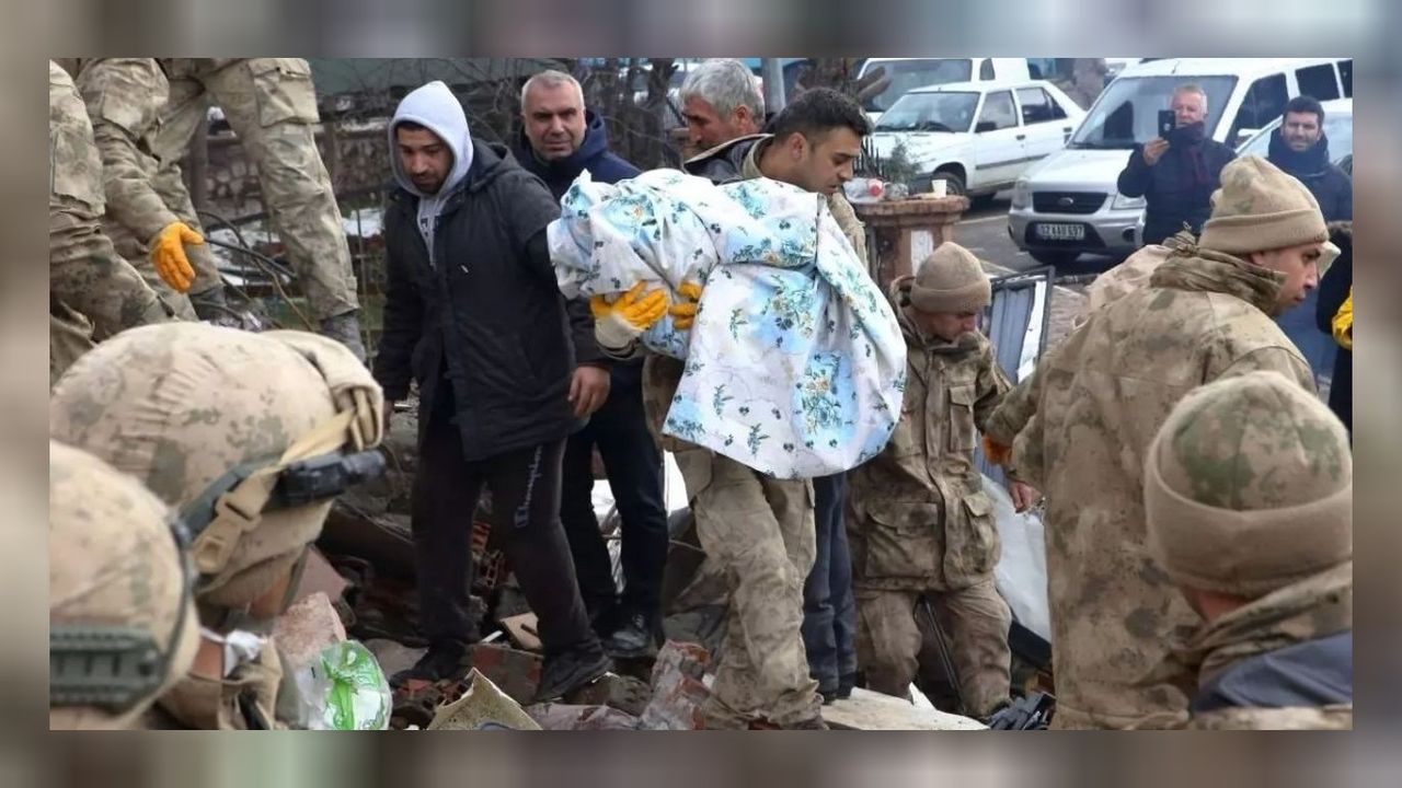 MSB 6 Şubat depremlerini konu alan belgeselini paylaştı! 