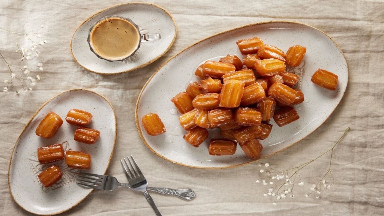 Tatlıcılara taş çıkartacak tulumba tatlısı tarifi bulundu! Tatlıcılara siz tulumba satacaksınız