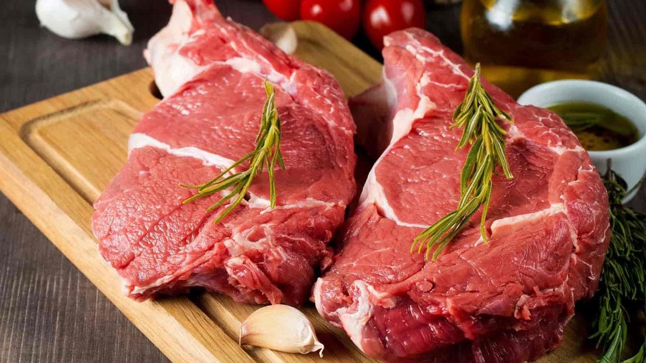 15 günde 2 kez zamlanan kırmızı ete yasal düzenleme talep edildi! 