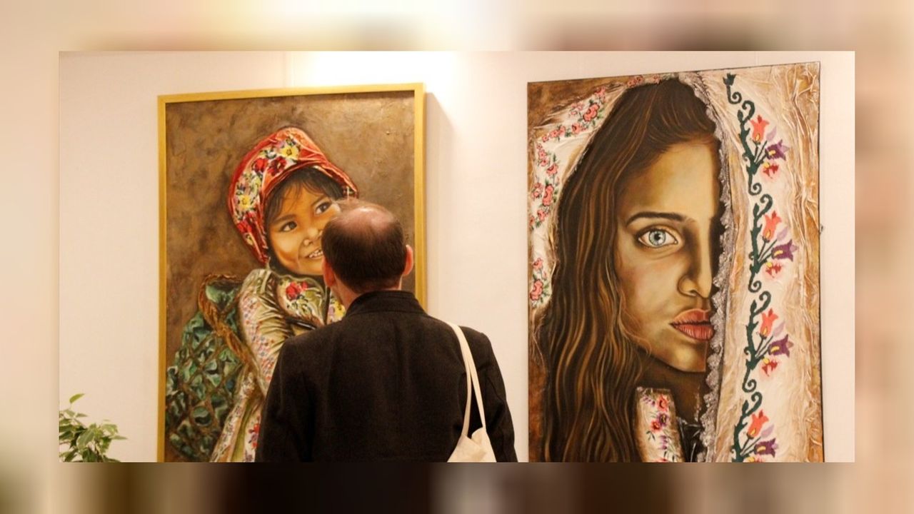 4 Türk kadın ressamın eserleri Paris'te YEE sergisinde! 