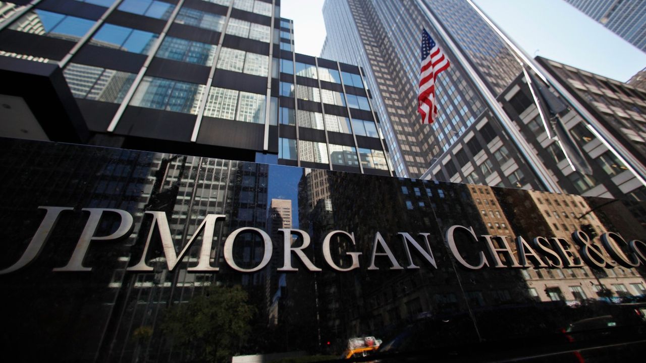 ABD'li dev JP Morgan altın tahminini güncelledi! 