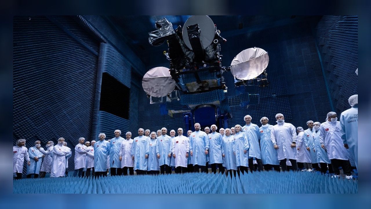 Bakan Kacır duyurdu: Türksat 6A 8 Temmuz'da uzaya gönderilecek! 