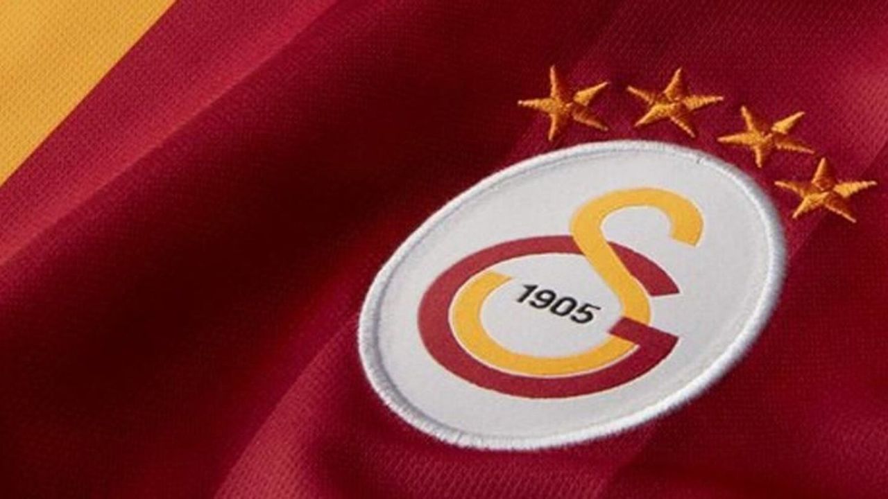 Galatasaray'da yeni transfer: Bizzat menajeri duyurdu