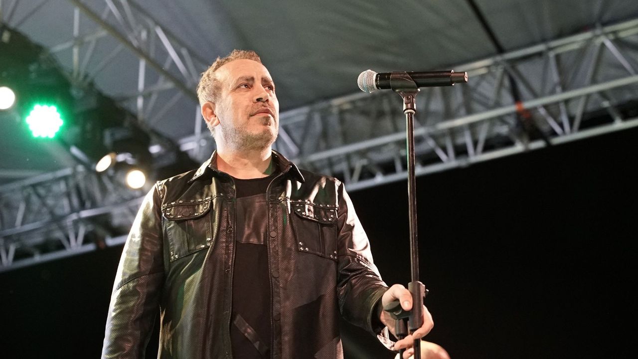 Haluk Levent Hatay'a 30 okul yapılacağını duyurdu ve ekledi: 'Filmim çekiliyor, beni anlatıyor'