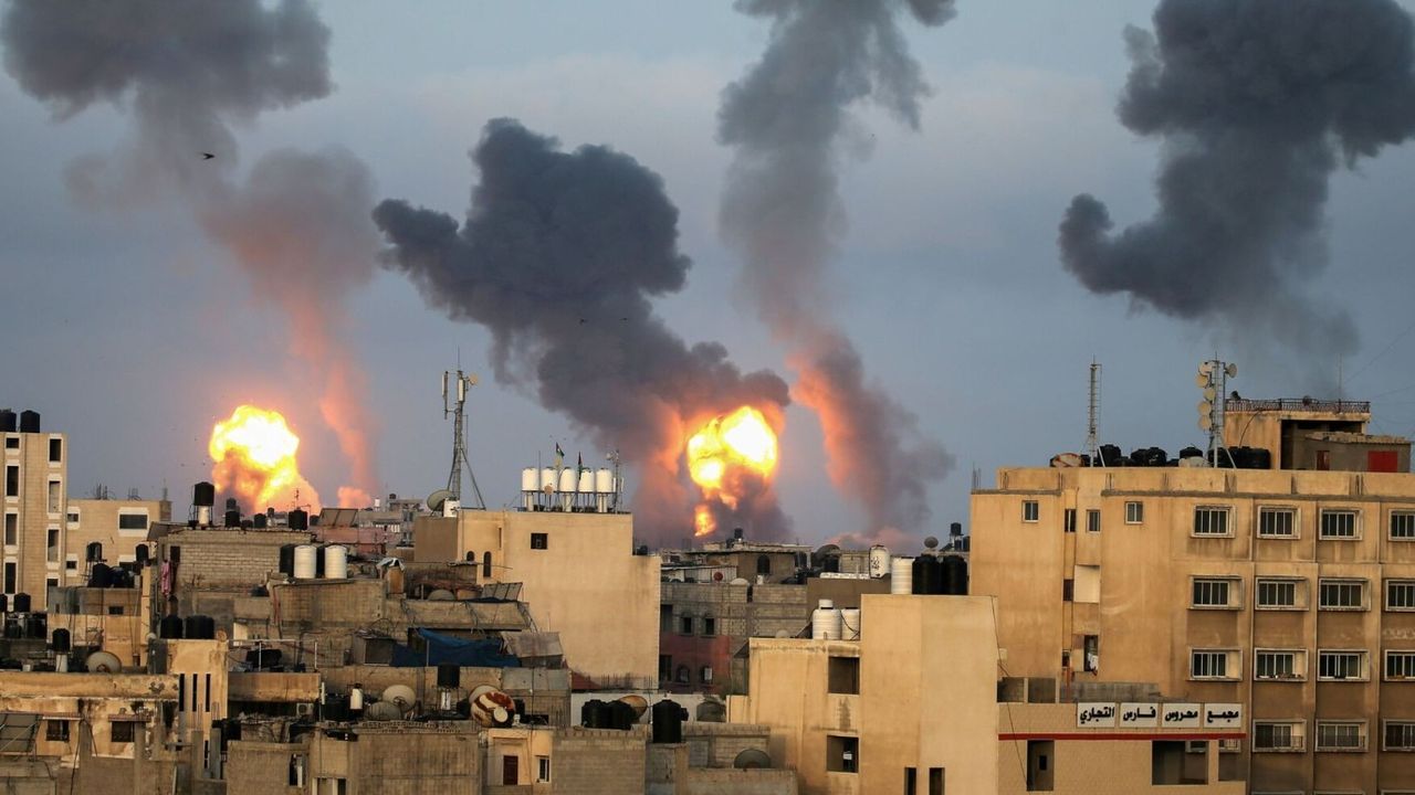 İsrail insani yardım bekleyen 7 sivili daha katletti! 