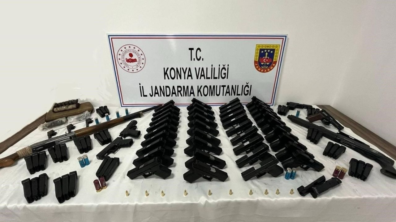 Konya'da ruhsatsız silah operasyonu: 47 tabanca ele geçirildi, 3 kişi gözaltına alındı