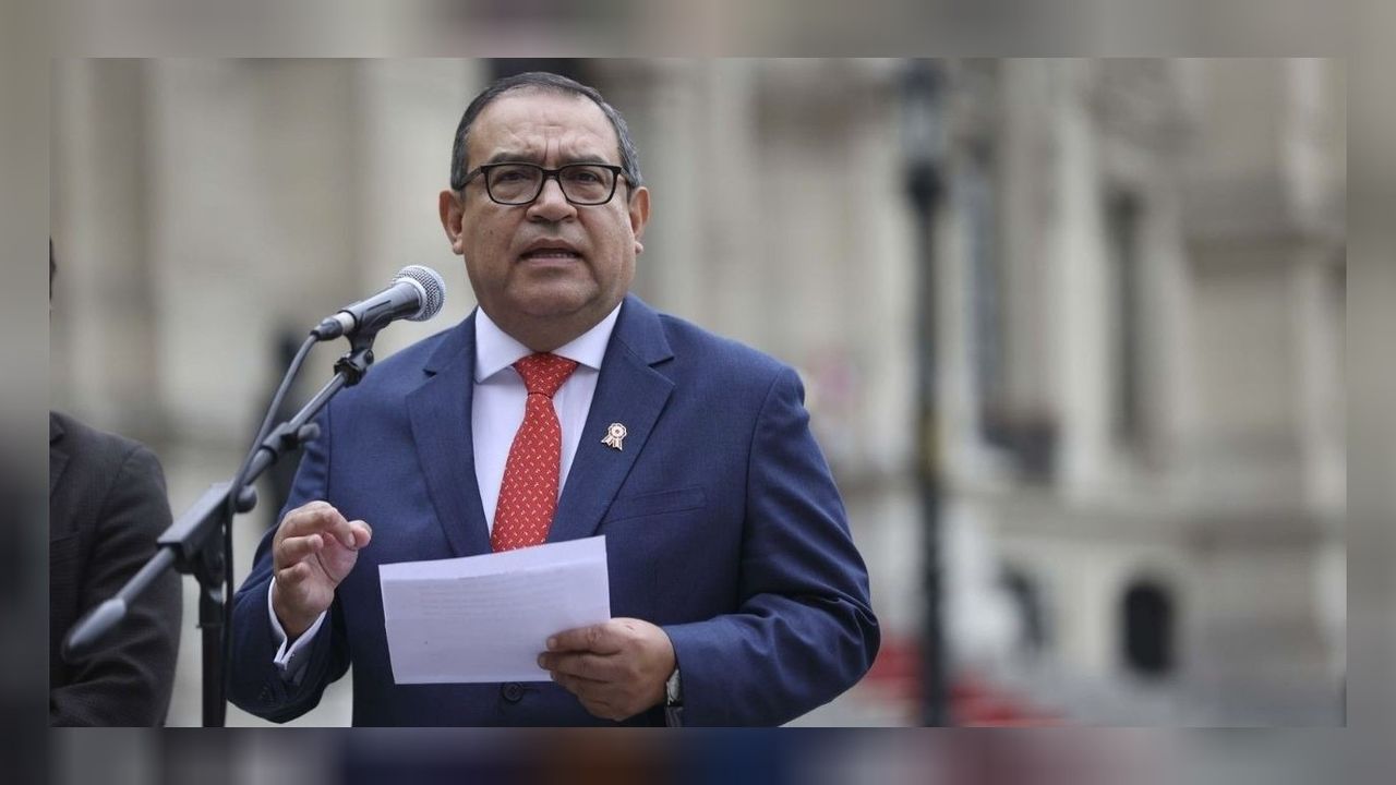 Yolsuzluk iddiaları sonrası başbakanlık görevinden istifa etti! 