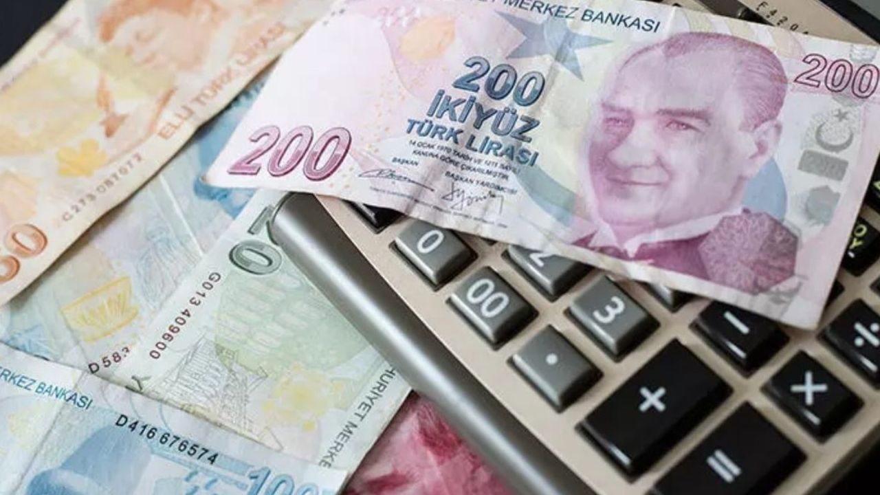 3 bin lira emekli ikramiyesi alana emekliye müjde! 4500 TL'ye yükseldi Bayram gelmeden yatacak