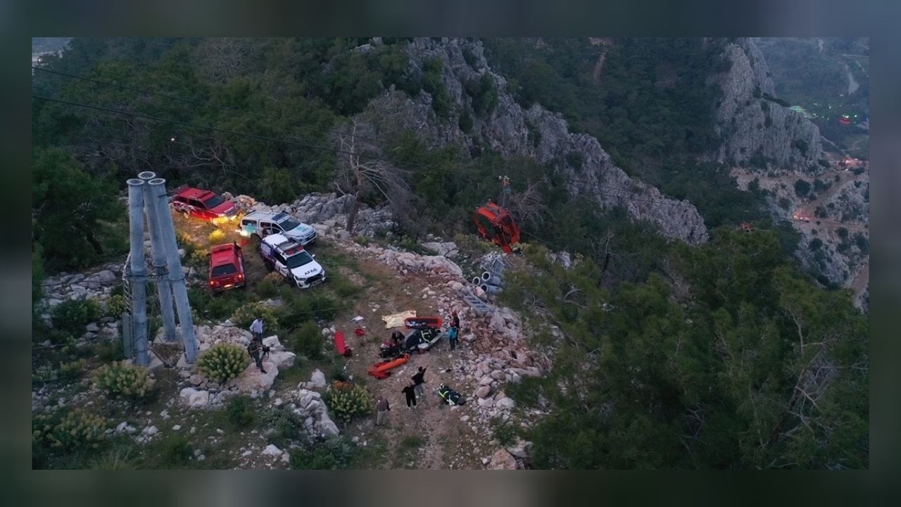 AFAD ve Bakan Yerlikaya'dan teleferik kazasına ilişkin açıklama geldi! 