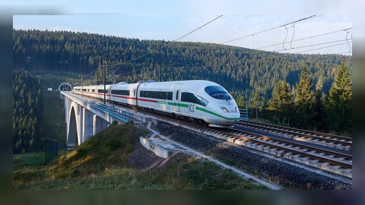 Alman tren işletmecisi start verdi: Trenlere 2 kişilik 'öpüşme kabinleri' geliyor! 