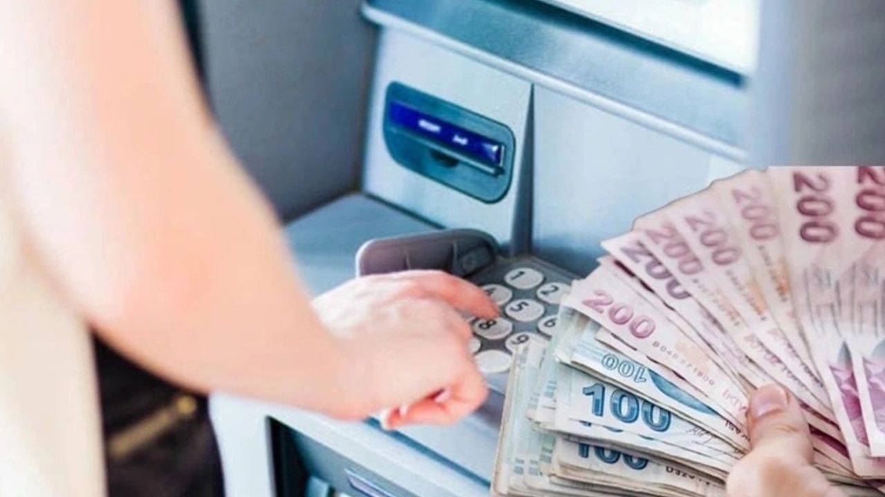 ATM'de paranız kaldıysa endişelenmeyin! Bu yöntemle tüm paranızı geri alabilirsiniz