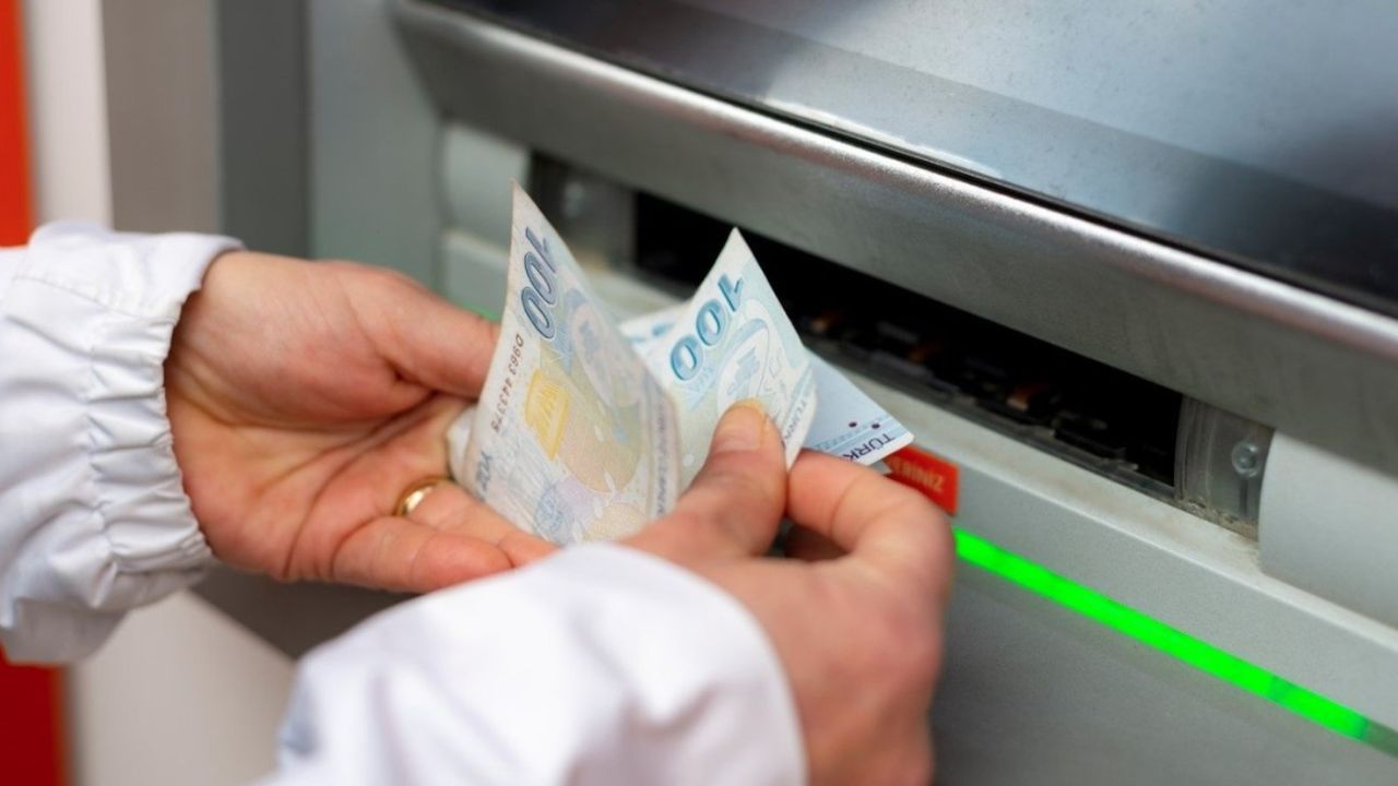 ATM'den para yatırıp çekenlere son dakika uyarısı! Bunu bilmeyen eli boş dönüyor