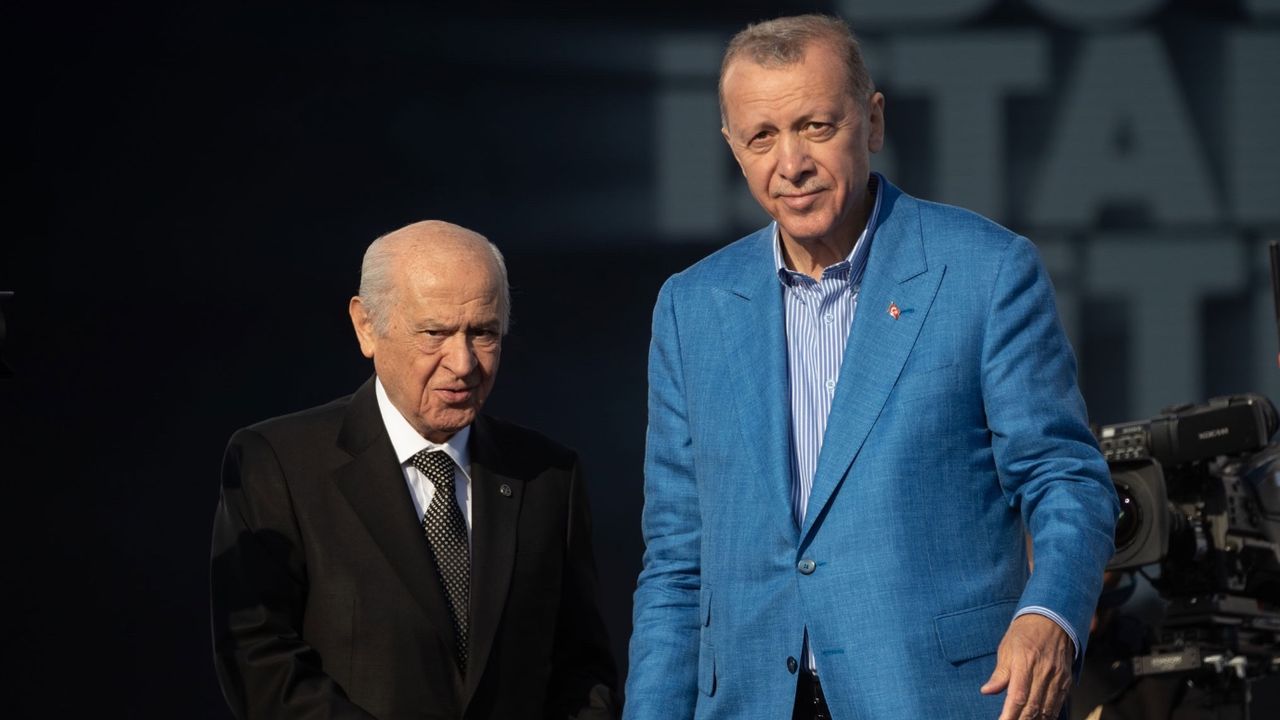 Cumhurbaşkanı Erdoğan ile Devlet Bahçeli öğle saatlerinde görüşme yapacak! 